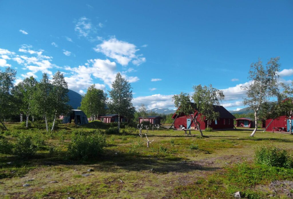 Kamping Nikkaluokta Sarri AB w Nikkaluokcie