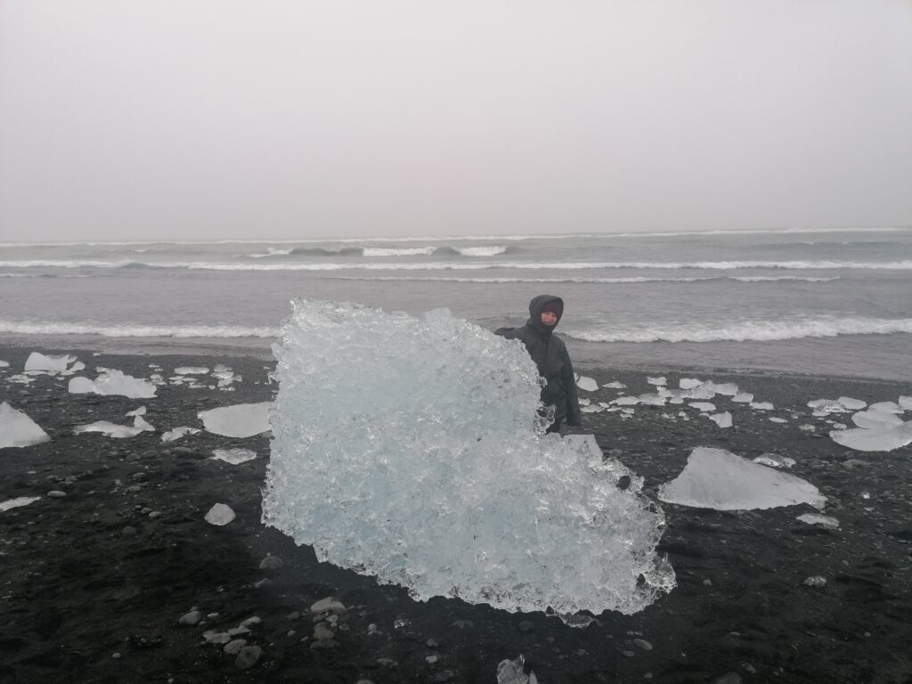 Góry lodowe na Diamentowej Plaży
