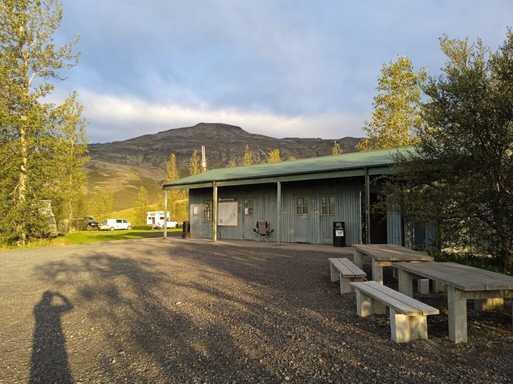 Islandia – kemping Geysir