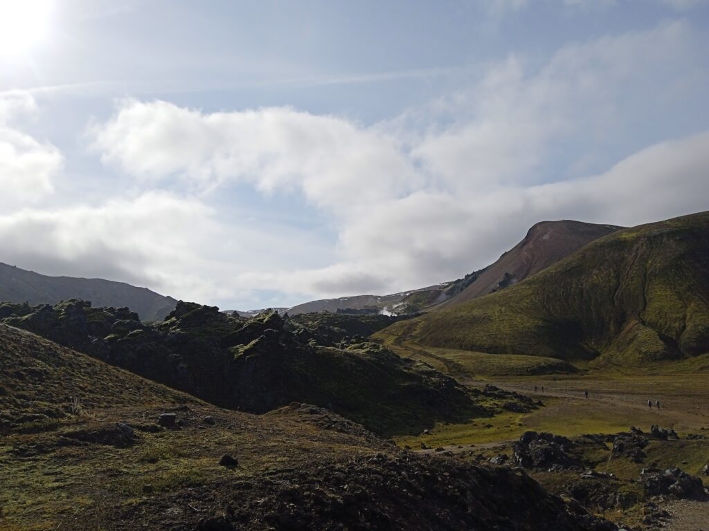 Wąwóz Graenagil na szlaku Laugavegur, po prawej stronie wulkan Brennisteinsalda (855 m n.p.m.)