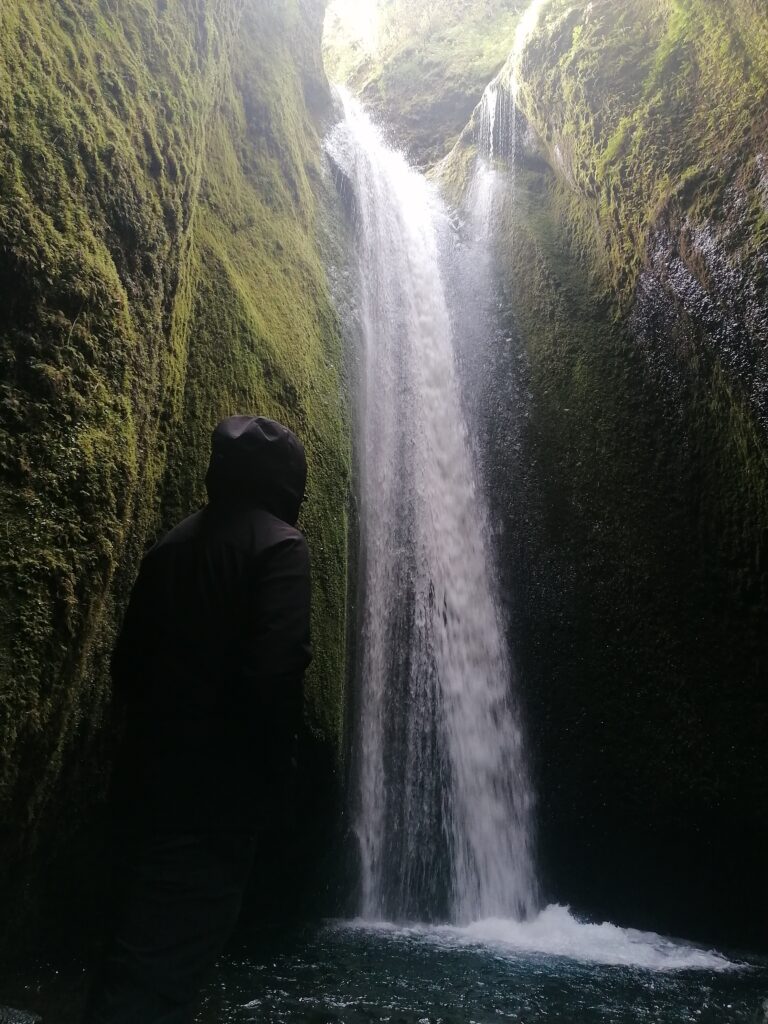 Islandia – wodospad Nauthusagil