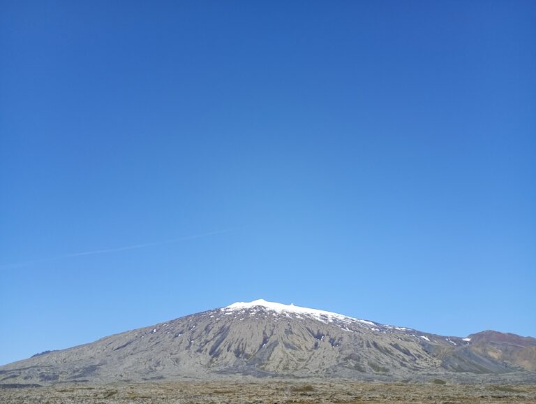 Stratowulkan Snaefellsjokull na półwyspie Snaefellsnes